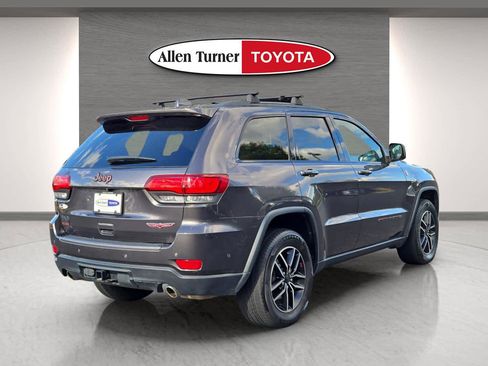 Used 2021 Jeep Grand Cherokee Trailhawk w/ Premium Lighting Group image 6