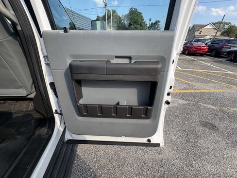 Used 2016 Ford F450 XL w/ Power Equipment Group image 55