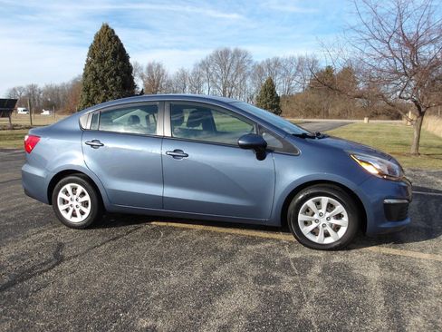 Used 2016 Kia Rio LX image 1