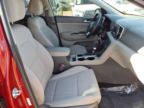 Used 2019 Kia Sportage LX image 10