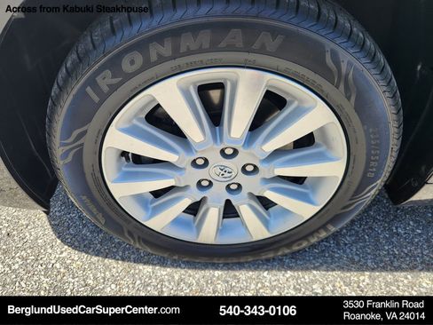 Used 2013 Toyota Sienna XLE w/ Entertainment Pkg AWD/4WD image 10