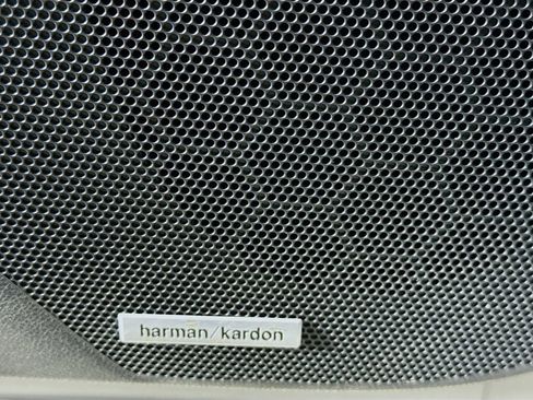 Used 2025 Subaru Forester Limited image 13