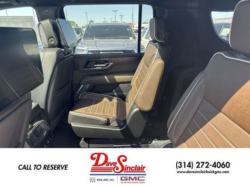New 2026 GMC Yukon XL Denali Ultimate AWD/4WD image 23