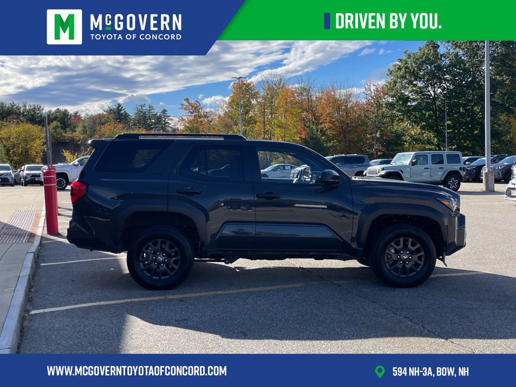 Used 2026 Toyota 4Runner SR5 AWD/4WD image 6