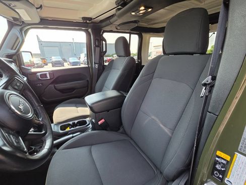 Used 2022 Jeep Wrangler Unlimited Sport AWD/4WD image 10