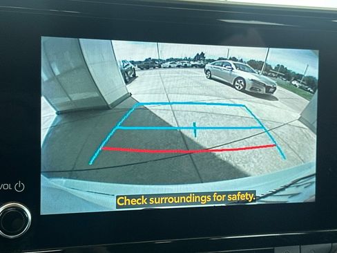 Certified 2023 Toyota Highlander XLE AWD/4WD image 24