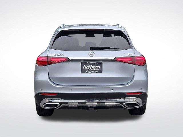 Used 2024 Mercedes-Benz GLC 300 4MATIC w/ Advanced USB Package image 6