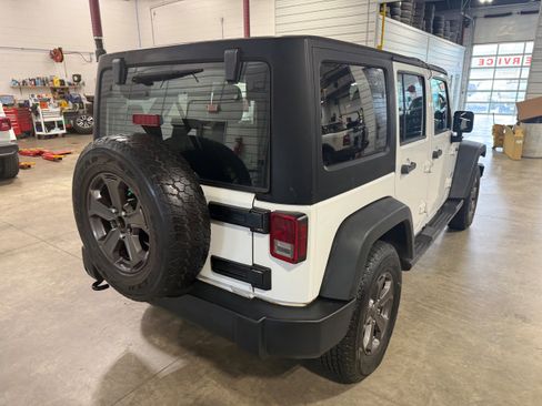 Used 2014 Jeep Wrangler Unlimited Sport AWD/4WD image 22