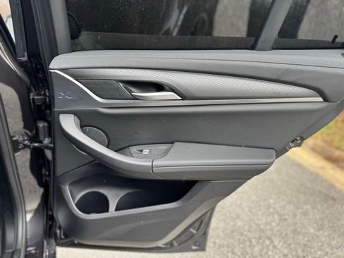 Used 2024 BMW X3 M40i w/ Premium Package image 15