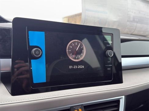 New 2026 Volkswagen Taos SE image 21