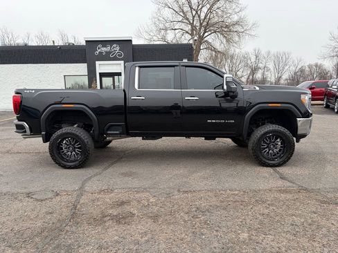 Used 2023 GMC Sierra 2500 SLT w/ SLT Convenience Package image 3