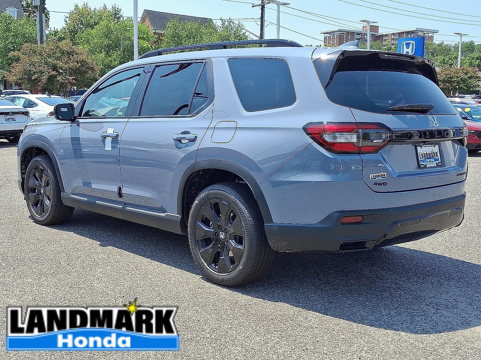New 2026 Honda Pilot Black Edition image 4