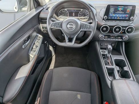 Used 2025 Nissan Sentra SR image 42