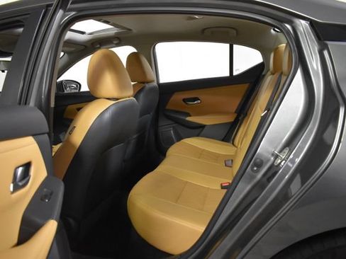 Used 2023 Nissan Sentra SV w/ SV Premium Package FWD image 29