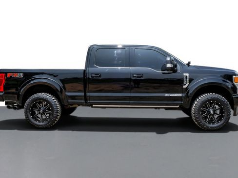 Used 2020 Ford F250 Lariat w/ Lariat Ultimate Package AWD/4WD image 5