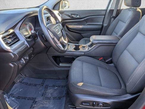 Used 2020 GMC Acadia SLE w/ Driver Convenience Package image 11