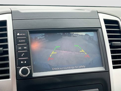 Used 2019 Nissan Frontier SV image 13