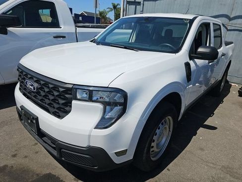 Used 2025 Ford Maverick XL FWD image 2