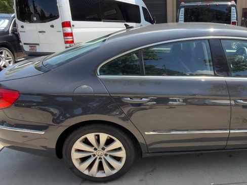 Used 2012 Volkswagen CC Sport FWD image 12