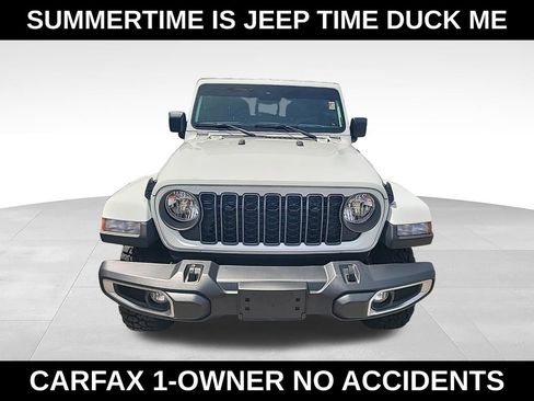 Used 2025 Jeep Gladiator Sport AWD/4WD image 7
