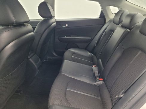 Used 2019 Kia Optima S w/ S Panoramic Sunroof Package image 18