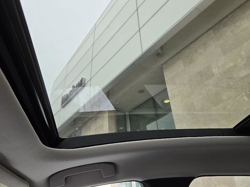 Certified 2023 INFINITI QX50 Sensory image 27