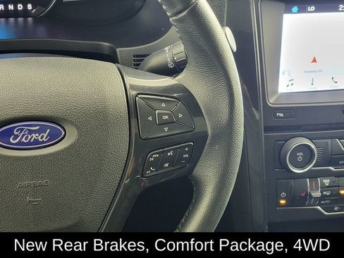 Used 2018 Ford Explorer XLT w/ Equipment Group 202A AWD/4WD image 27