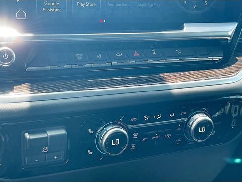 Used 2025 GMC Sierra 2500 SLE w/ SLE Value Package; image 17