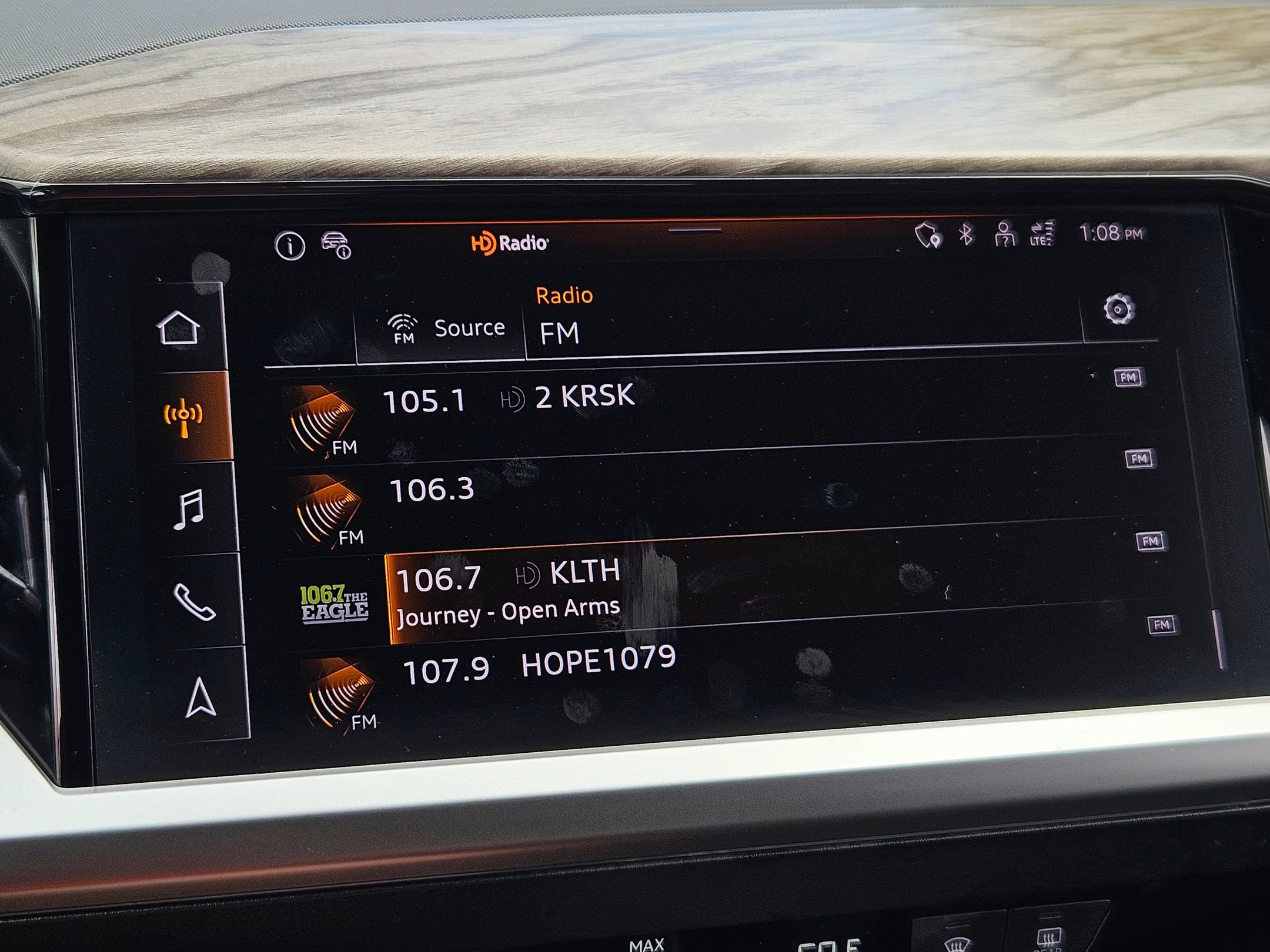 Used 2023 Audi Q4 e-tron Premium w/ Premium Plus RWD image 18