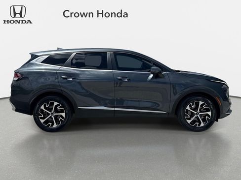 Used 2024 Kia Sportage EX FWD image 5
