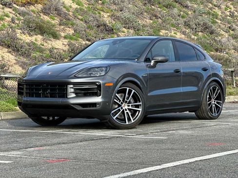 New 2026 Porsche Cayenne E-Hybrid image 1