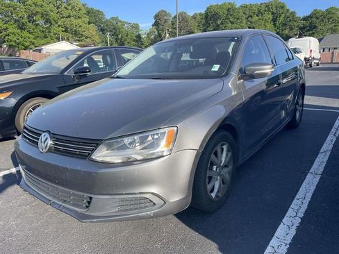 Used 2014 Volkswagen Jetta SE image 6