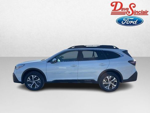 Used 2022 Subaru Outback Limited image 10