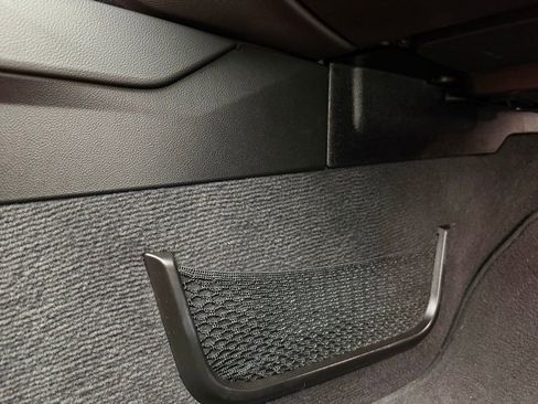 Used 2022 BMW Z4 M40i w/ Premium Package image 28