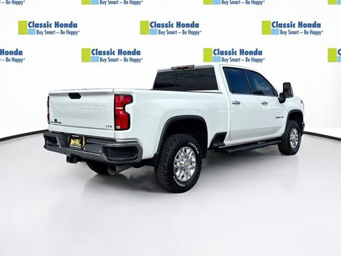 Used 2024 Chevrolet Silverado 2500 LTZ w/ LTZ Plus Package image 8