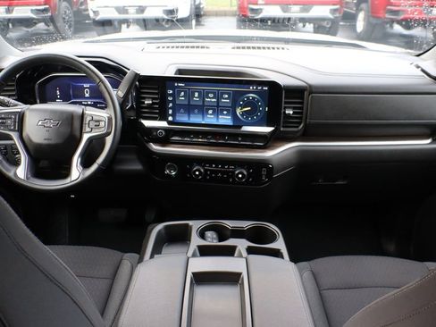 Used 2024 Chevrolet Silverado 1500 RST w/ Z71 Off-Road Package image 14