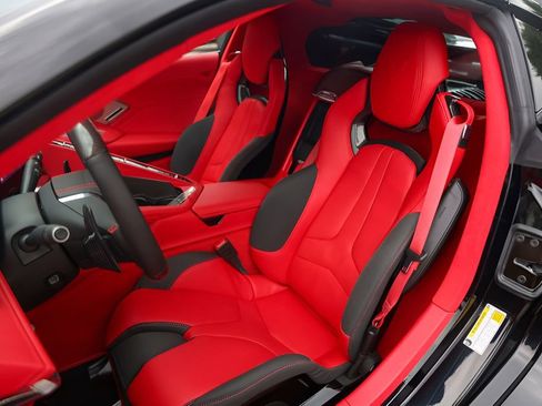 Used 2024 Chevrolet Corvette Z06 RWD image 7