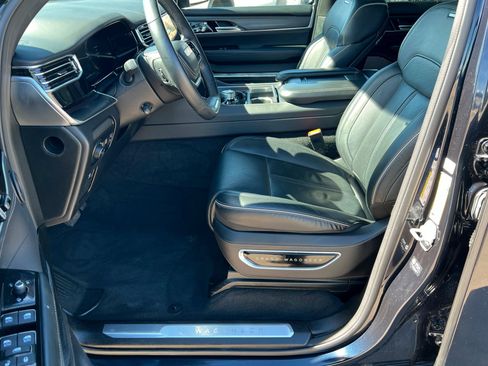 Certified 2024 Jeep Grand Wagoneer L Series II w/ Quick Order Packagew 28T image 17