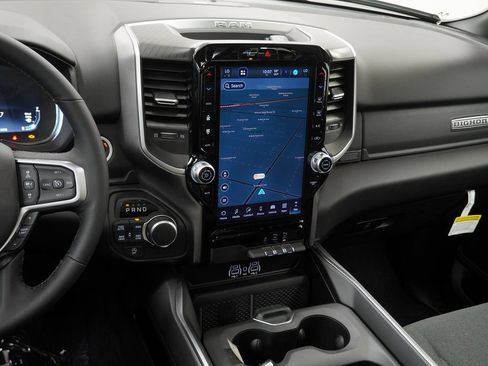 New 2026 RAM 1500 4x4 Crew Cab image 20