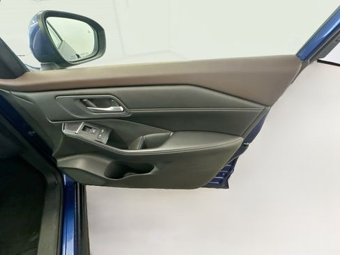 Used 2023 Nissan Rogue SV w/ SV Premium B Package AWD/4WD image 34