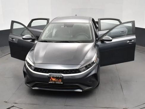 Used 2023 Kia Forte LXS FWD image 10