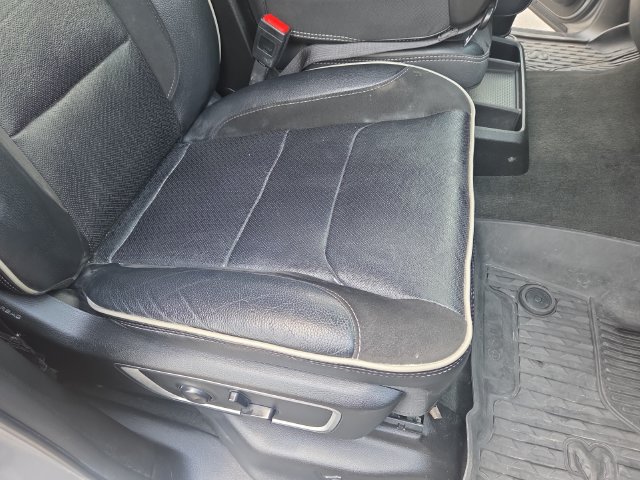 Used 2023 RAM 1500 Laramie AWD/4WD image 30