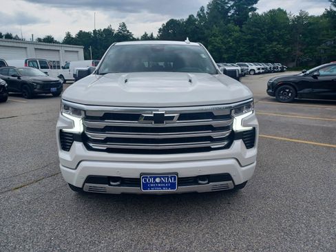 Used 2025 Chevrolet Silverado 1500 High Country AWD/4WD image 33