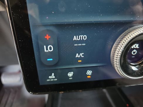 Used 2023 Ford Mustang Mach-E Premium image 16