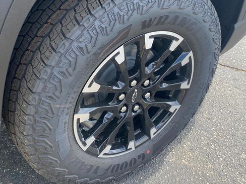 New 2026 Chevrolet Traverse Z71 AWD/4WD image 24