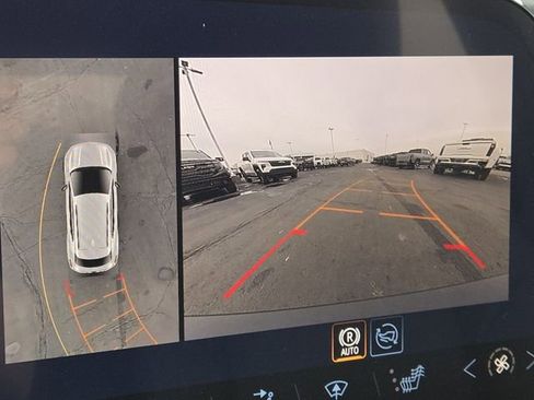 New 2026 Chevrolet Equinox EV LT FWD image 4