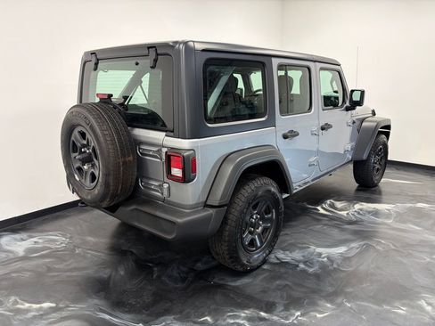 Used 2020 Jeep Wrangler Unlimited Sport image 19