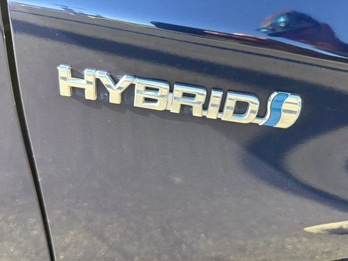 Used 2013 Toyota Prius Two FWD image 23