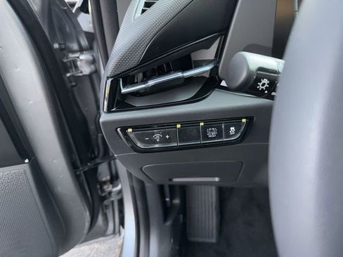 New 2026 Kia Niro LX image 13