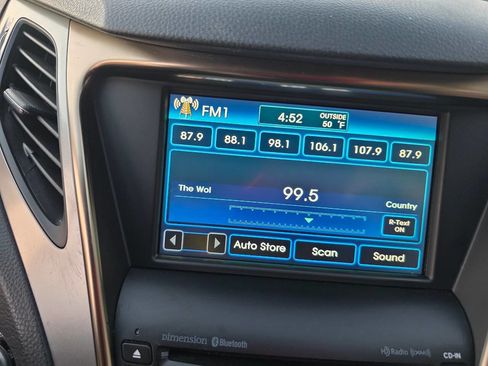 Used 2012 Hyundai Azera Base 4dr Sedan image 30